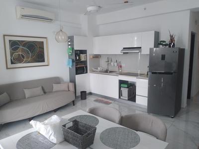 PL BEACH FRONT APARTMENT