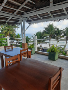 White Surfing Beach Resort