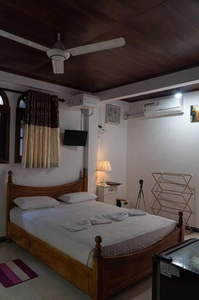 Unawatuna Villa Bird Nest