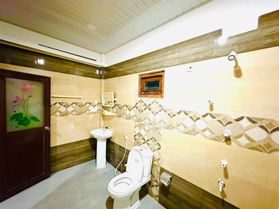 NMK Trinco Holiday Inn