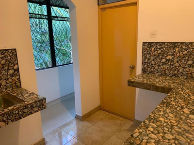 Kumudu Holiday Home