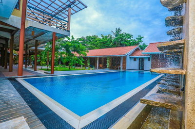 Olinia Airport Hotel