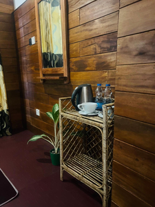 MUM Jungle Inn