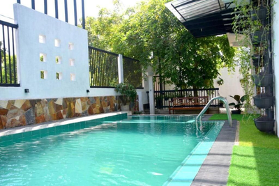 blooming hotel