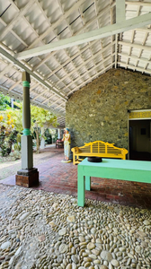 Whispering House