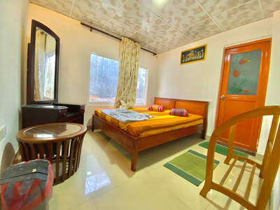 Lakshan View Resort