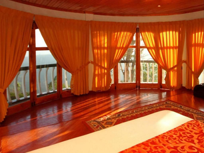 The Hideaway Hotel