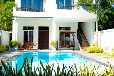 Seaside luxury apartments