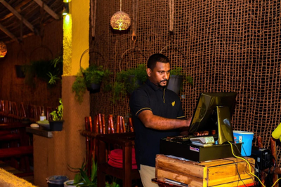 Coconut Style Restaurant & Milinda Guest