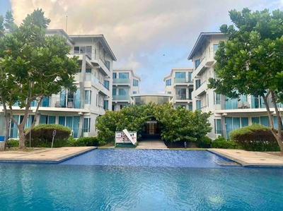 Oceanfront condo 3-2-01- Nilaveli