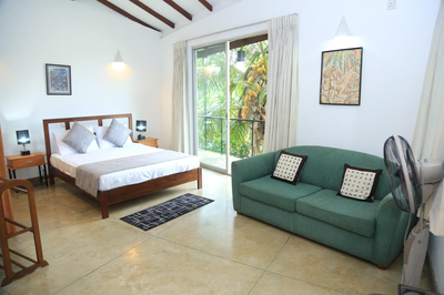 Riverside Suites