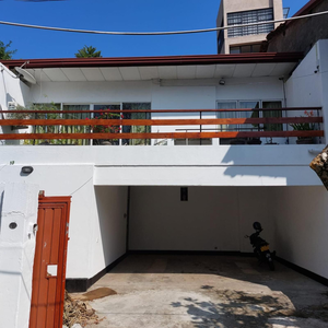 Residence @ 7