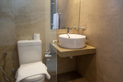 Marine Suites