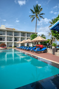 Camelot Beach Hotel