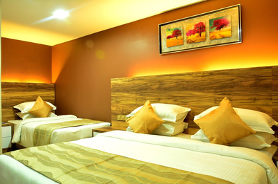 Pearl City Hotel