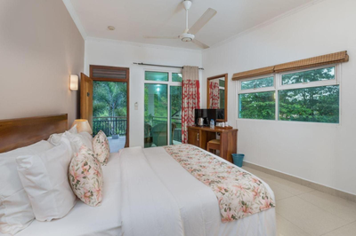 Hotel Travellers Nest Kandy