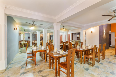 Hotel Travellers Nest Kandy
