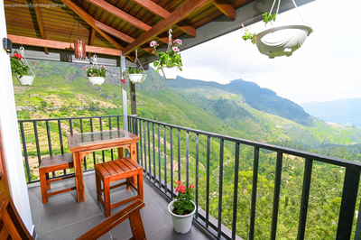 Natural View Resort
