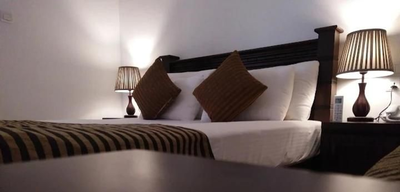 Hillway Tour Inn