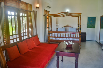 Ravi Villa Hikkaduwa