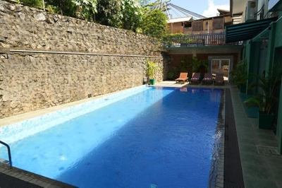 Pub Ceylon Hostel