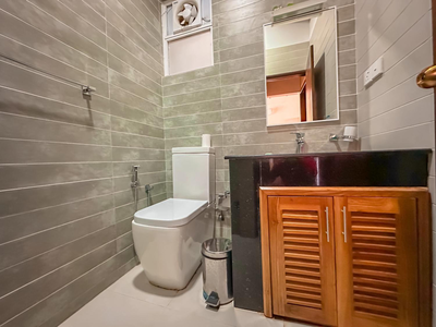 Emirates Luxury Apartments (Glen Fall Residencies)