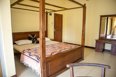 Chamaya Holiday Inn