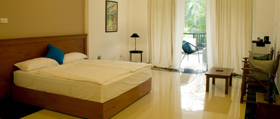 villa layanga - riverside guestrooms