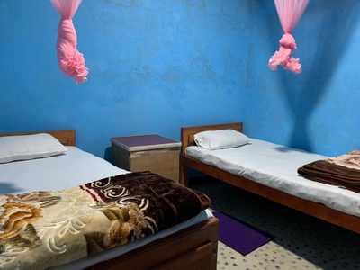 Hello Super Hostel