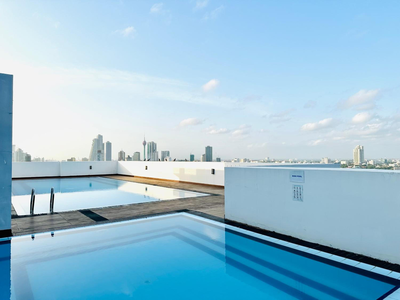 The Alfred Fern - Modern 2-Bedroom Apartment with Pool Near Renowned Cultural Hub