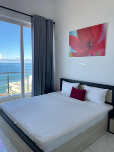 Next to an Indian Ocean