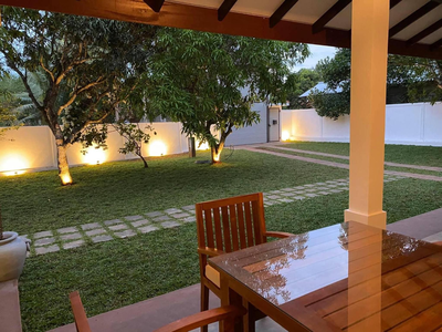 Hummingbird Leisure Villa-Anuradhapura