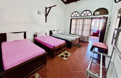 Kandyan Holiday Center
