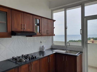 New 2 bedroom apartment, 100m away from the beach
