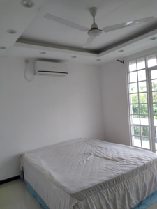 Center Point Villa Hikakduwa