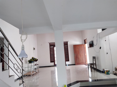 Center Point Villa Hikakduwa