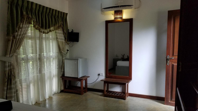Sigiri Holiday Villa