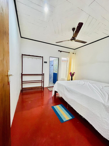 Home In Unawatuna