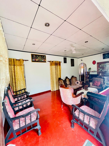 Home In Unawatuna
