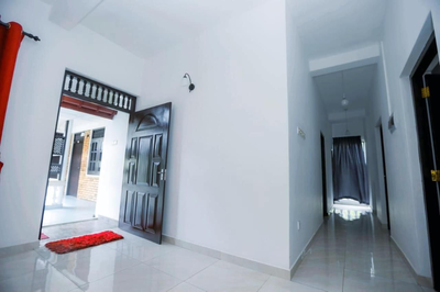 Dee Ella Hotel