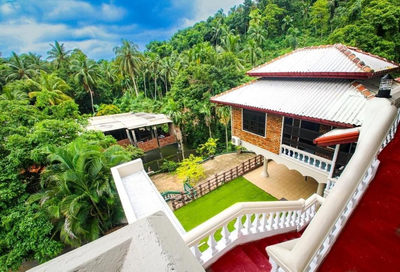 Dee Ella Hotel