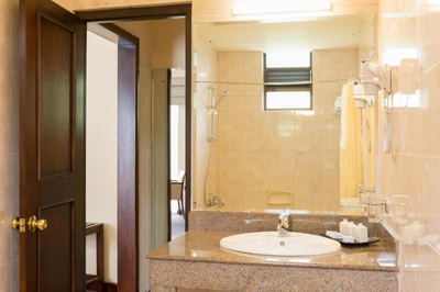 Devon Hotel