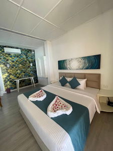 Blue Maalu Resort