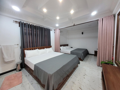 Munril Guest