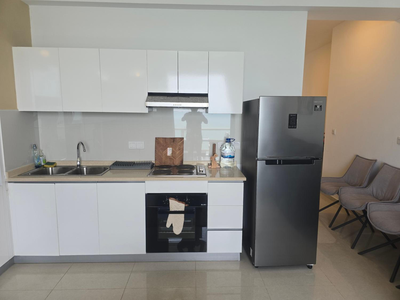 Luxury Beachfront Apartment - Your Perfect Getaway