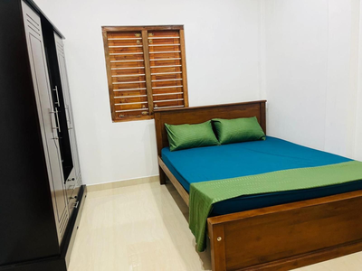 J & J Homestay
