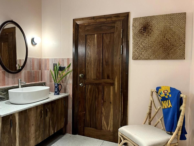Blackwoods FarmHouse