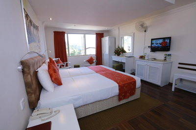 Orient Hotel