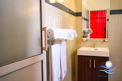 The Ocean Pearl Hotel Negombo