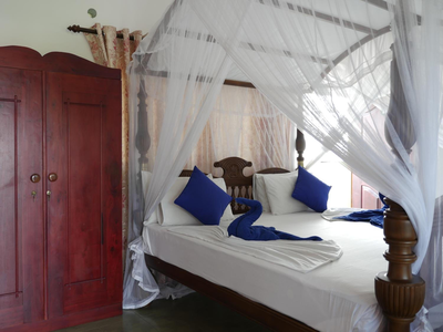 Ocean View tourist guest house at Negombo beach near the airport